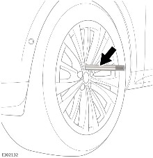 Comment changer une roue sur un Range Rover Sport ? 15 en US